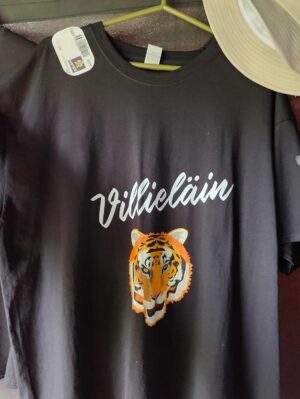 Kannatus t-paita: Villieläin